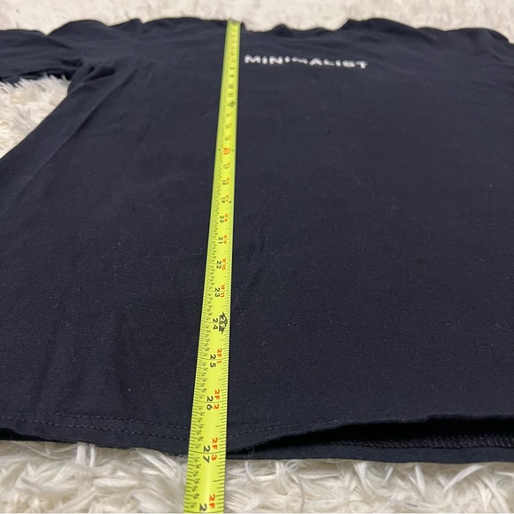 Minimalist Unisex Goody Two Sleeves Bleck T-Shirt Sz L Stretch Crew Neck likenew - Picture 4 of 5